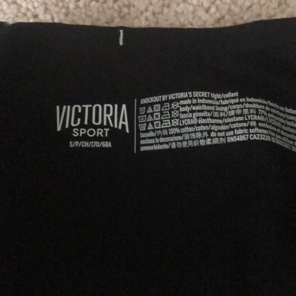 NEW Victoria’s Secret Sport Knockout 7/8 Tight size S/P - Picture 2 of 6